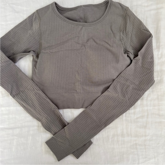 Lululemon ebb to street long sleeve shirt - Picture 3 of 5